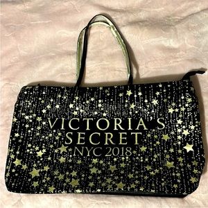 Victoria's Secret NYC 2018 Tote Bag $20 $69 Size: OS Victoria's Secret